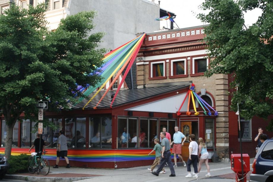 A New Project Is Bringing the Gay ‘Green Book’ Online